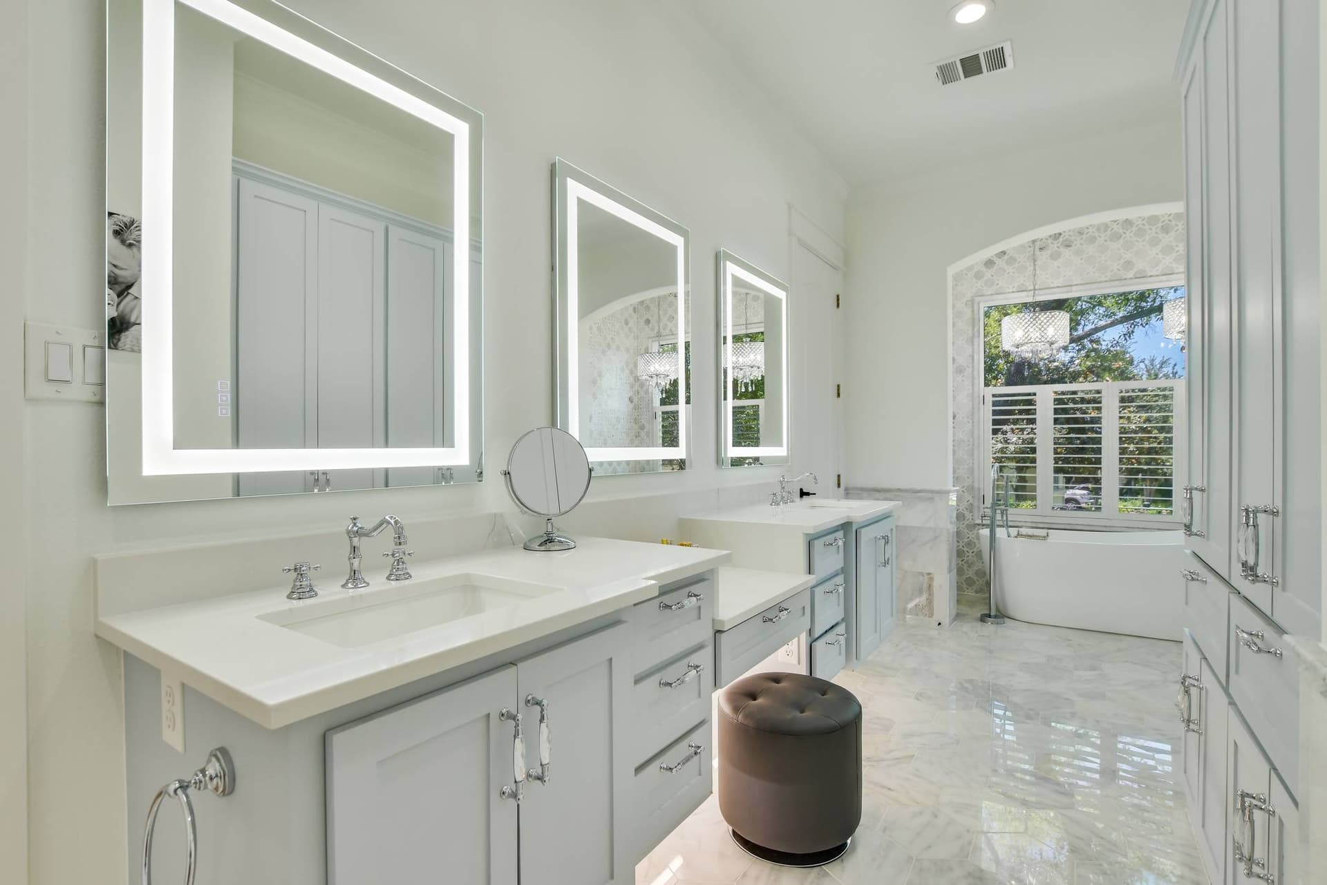 Sanctuary - Image 34