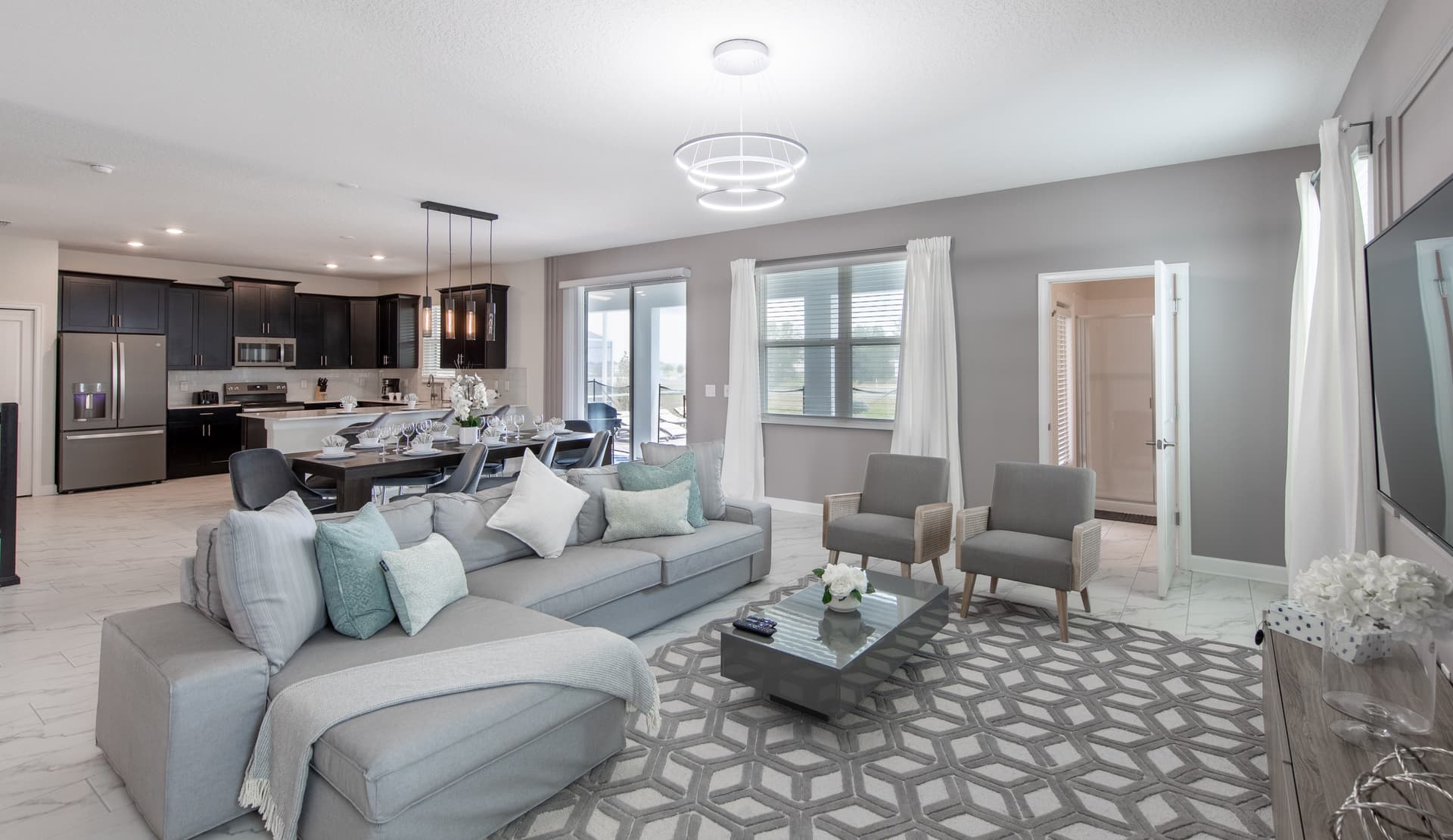 Oasis Dream - Image 1