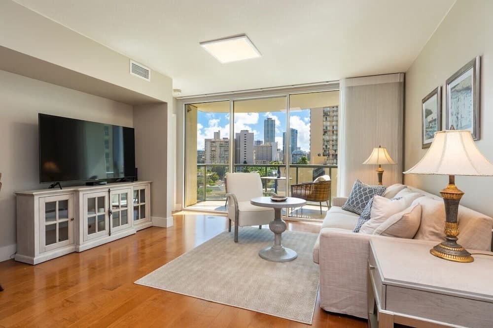 Allure Waikiki #803 - Image 1