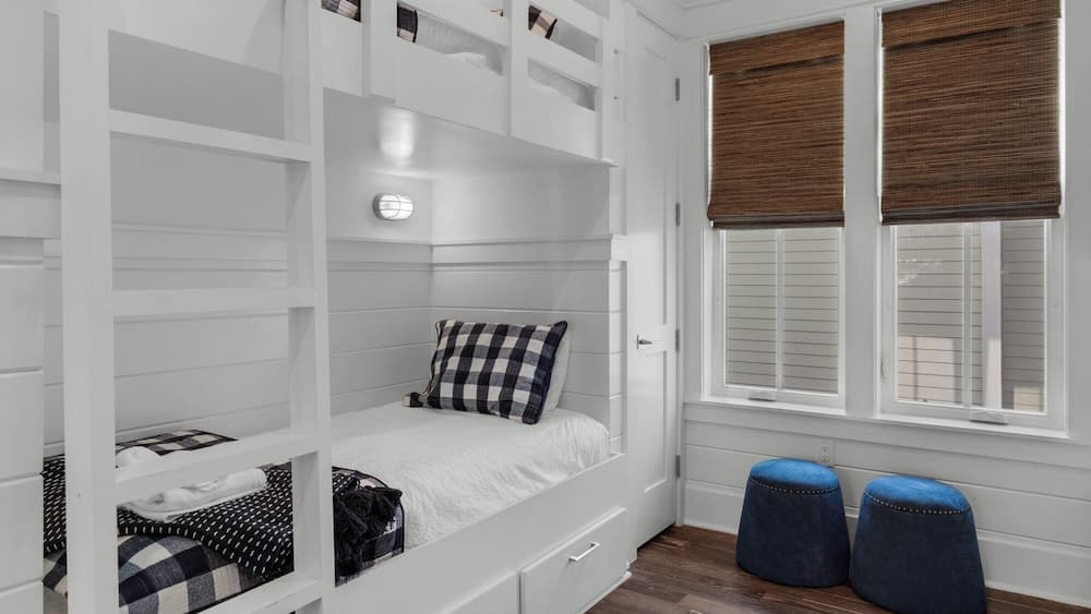 Friday on my Mind - Image 2