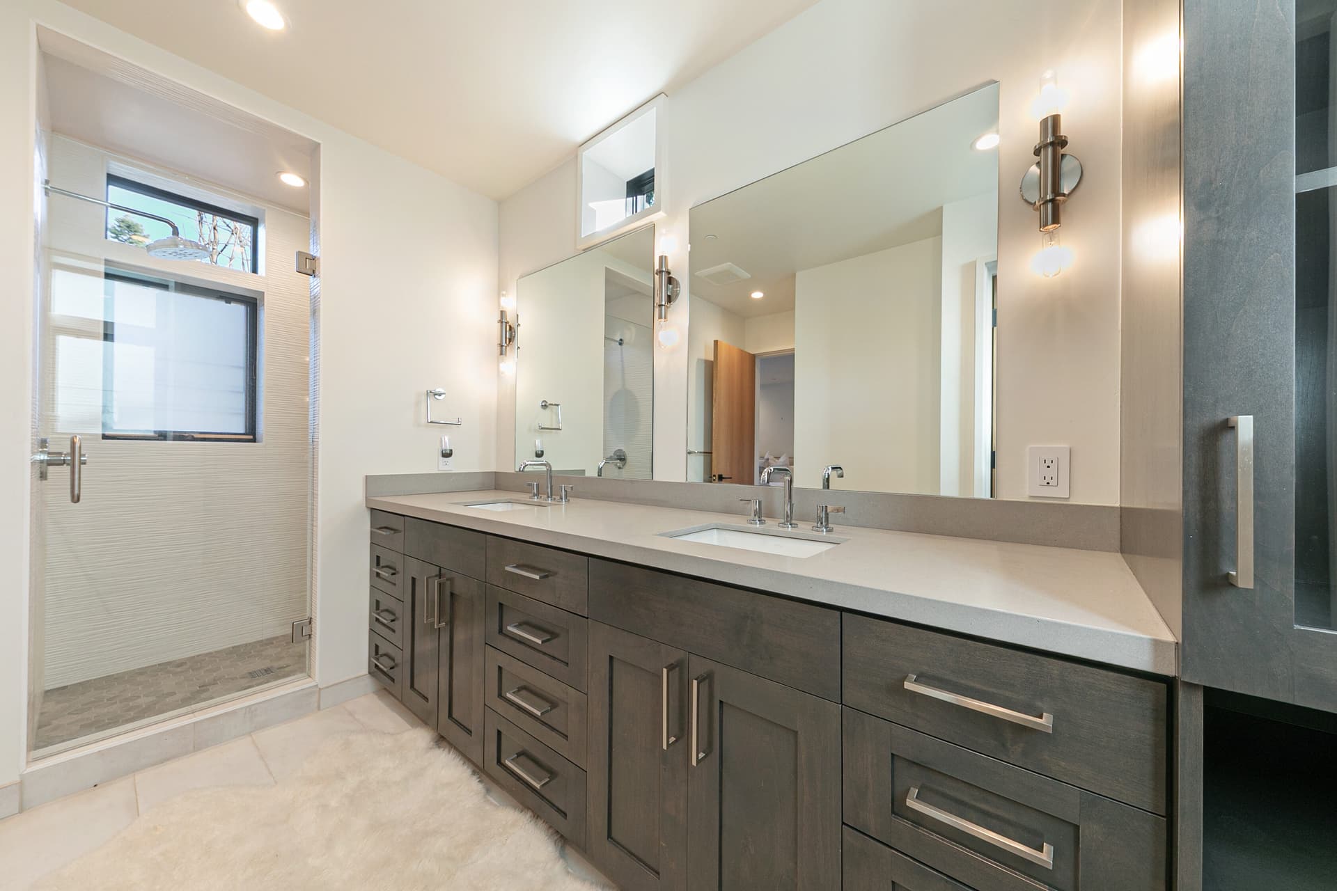 Aerial Grace Lakeside Retreat - Image 25