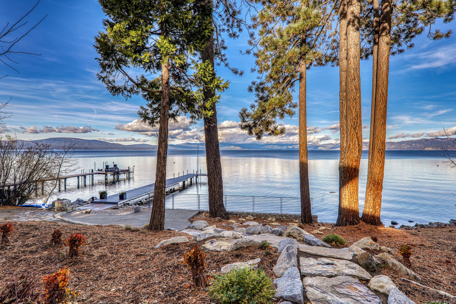 Aerial Grace Lakeside Retreat - Image 33