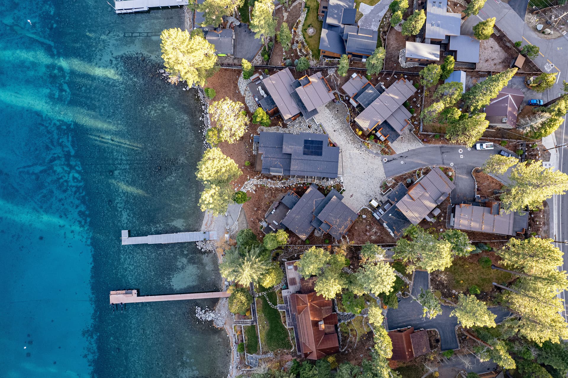 Aerial Grace Lakeside Retreat - Image 44