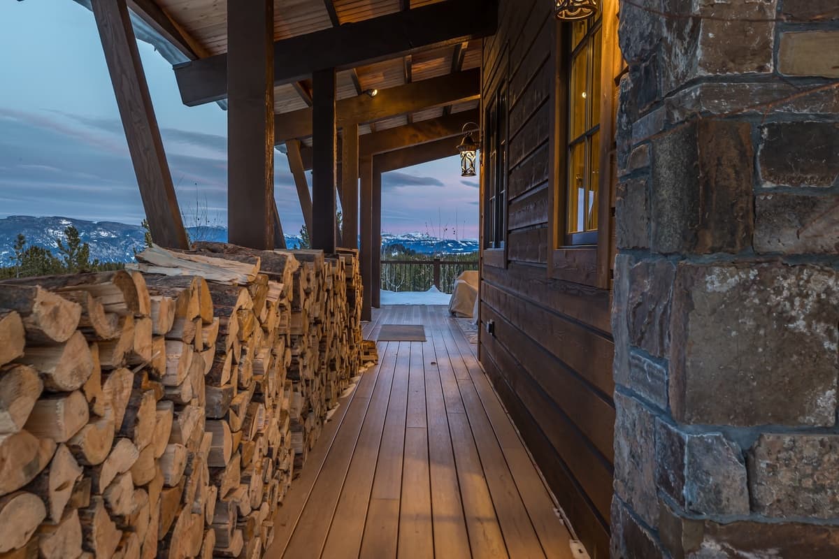 Last Best Chalet - Image 100