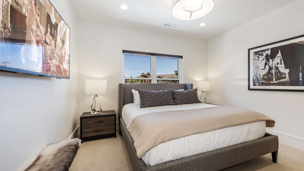 Frostwood Gondola at Canyons - Image 17