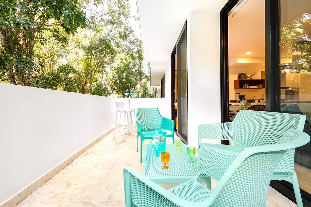 Anah Solace - Image 6