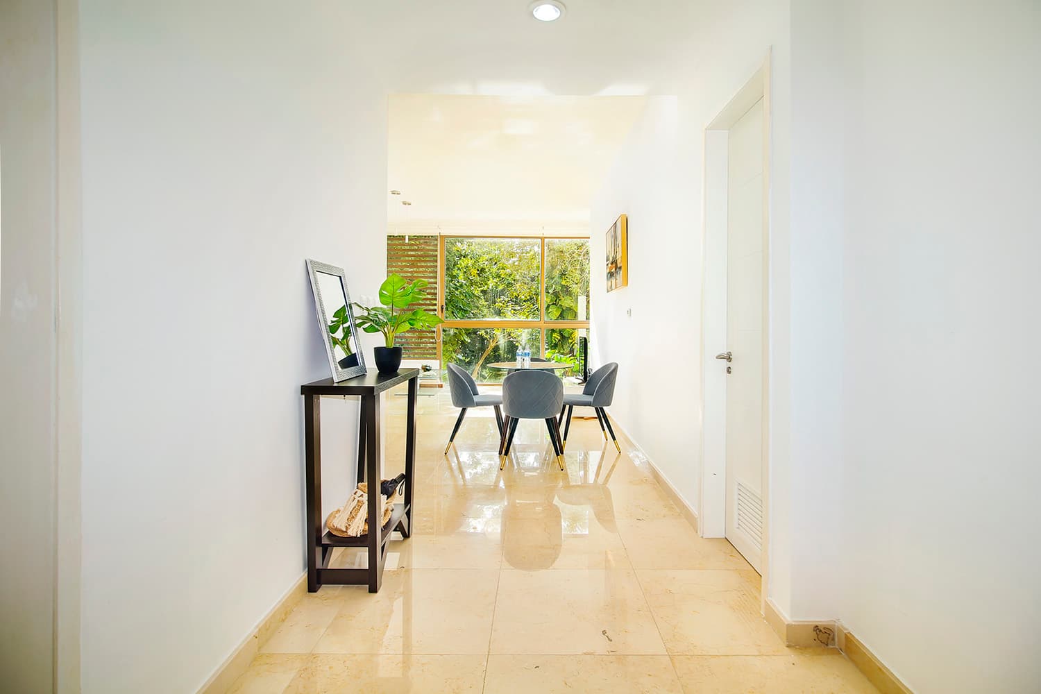 Azure Escape - Image 7