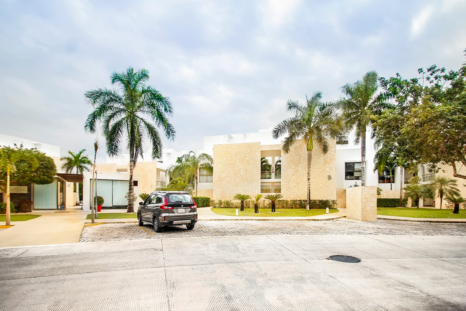 Azure Escape - Image 30