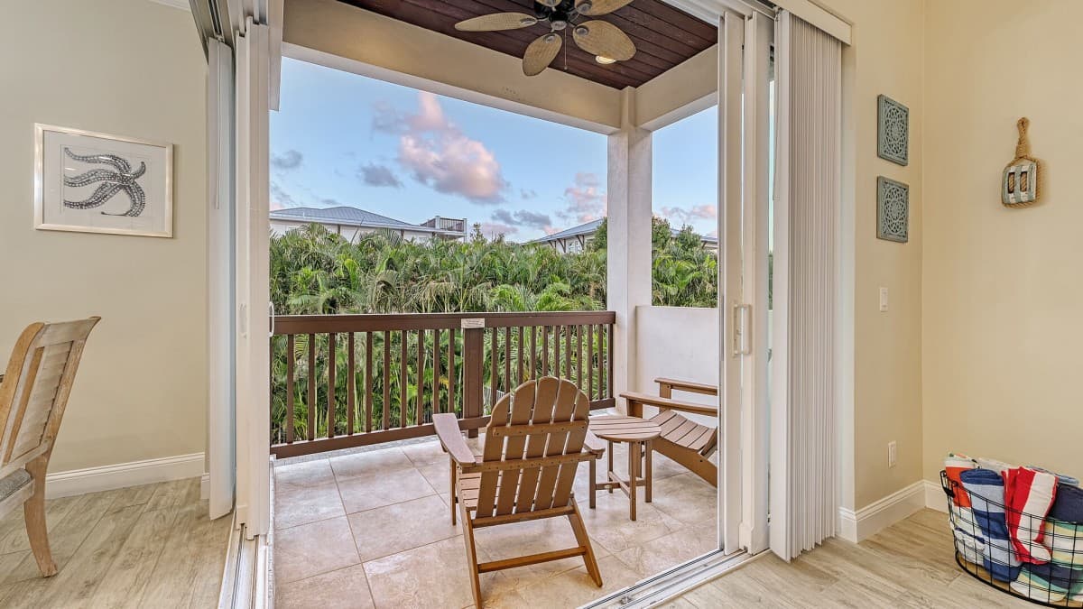 Abalone Villa - Image 13