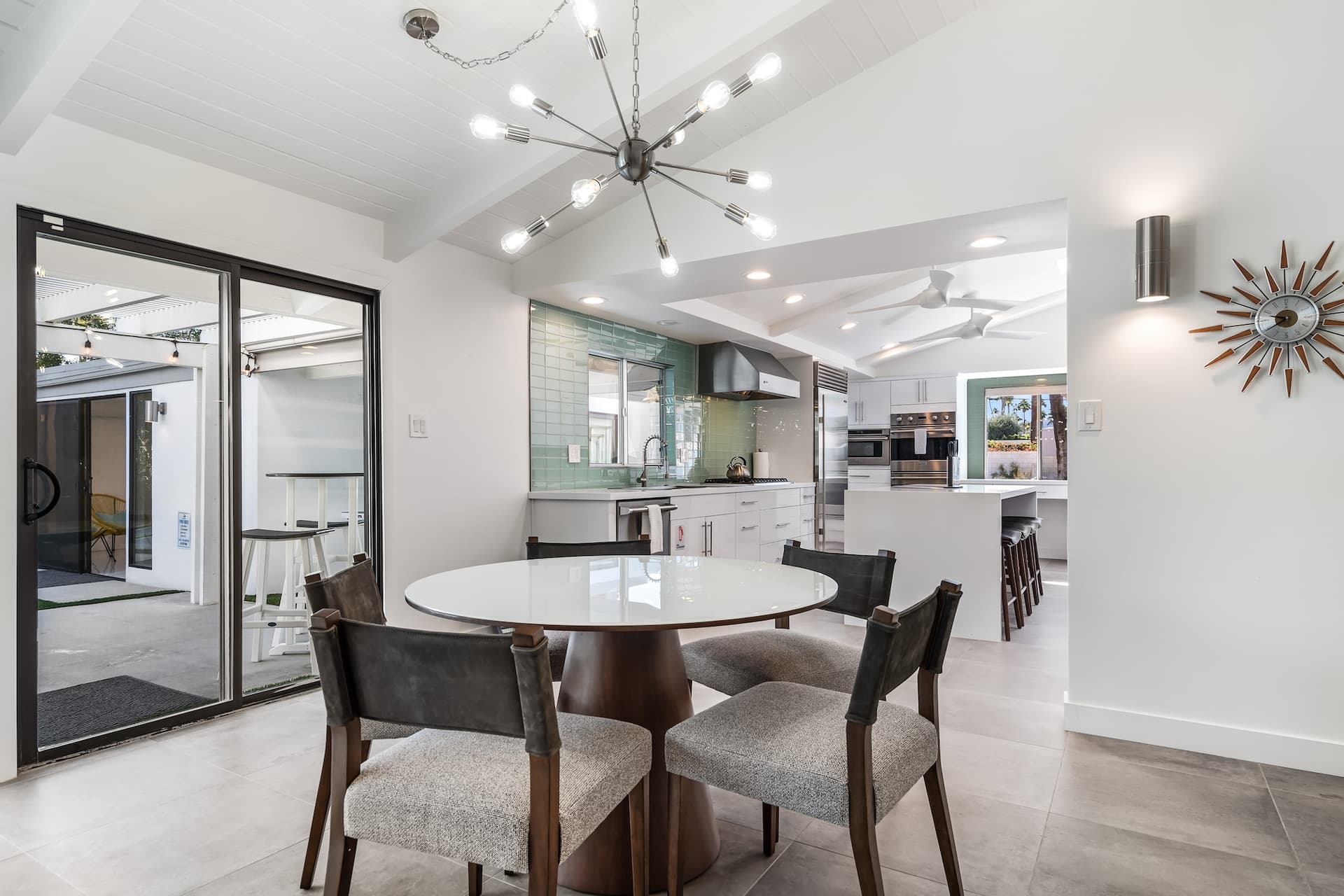 Alexander Desert Dreams - Image 5