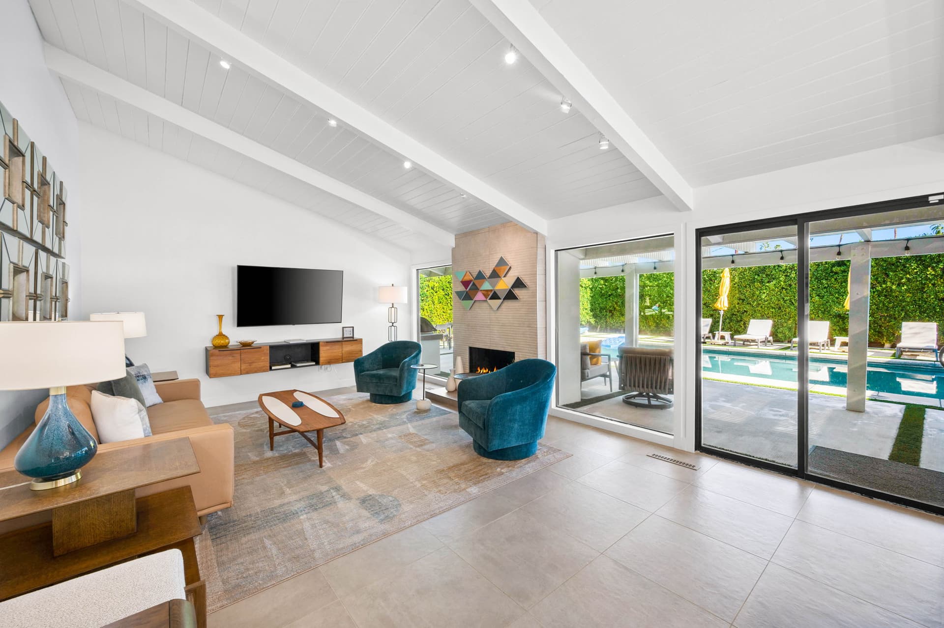 Alexander Desert Dreams - Image 4