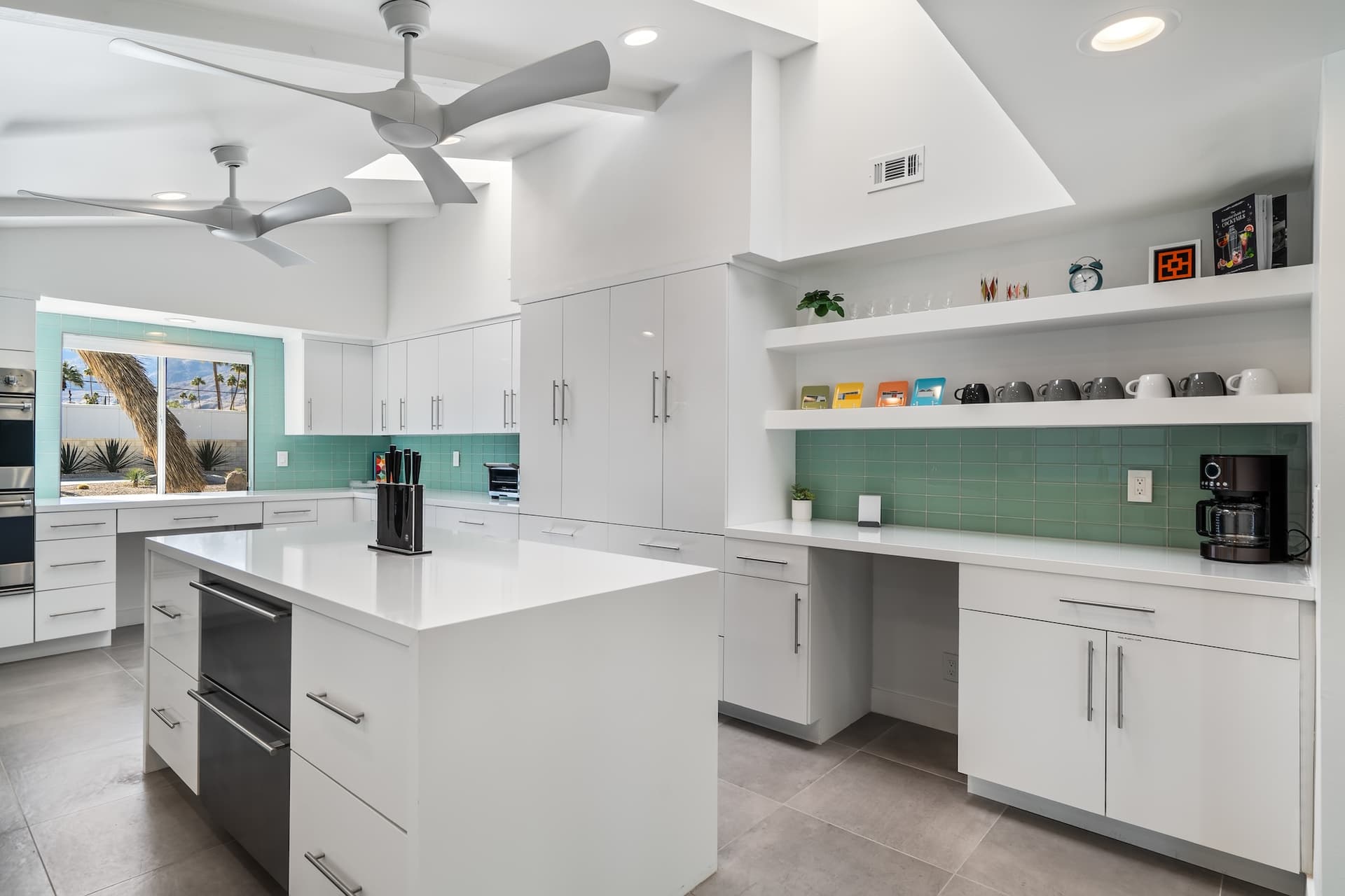 Alexander Desert Dreams - Image 13