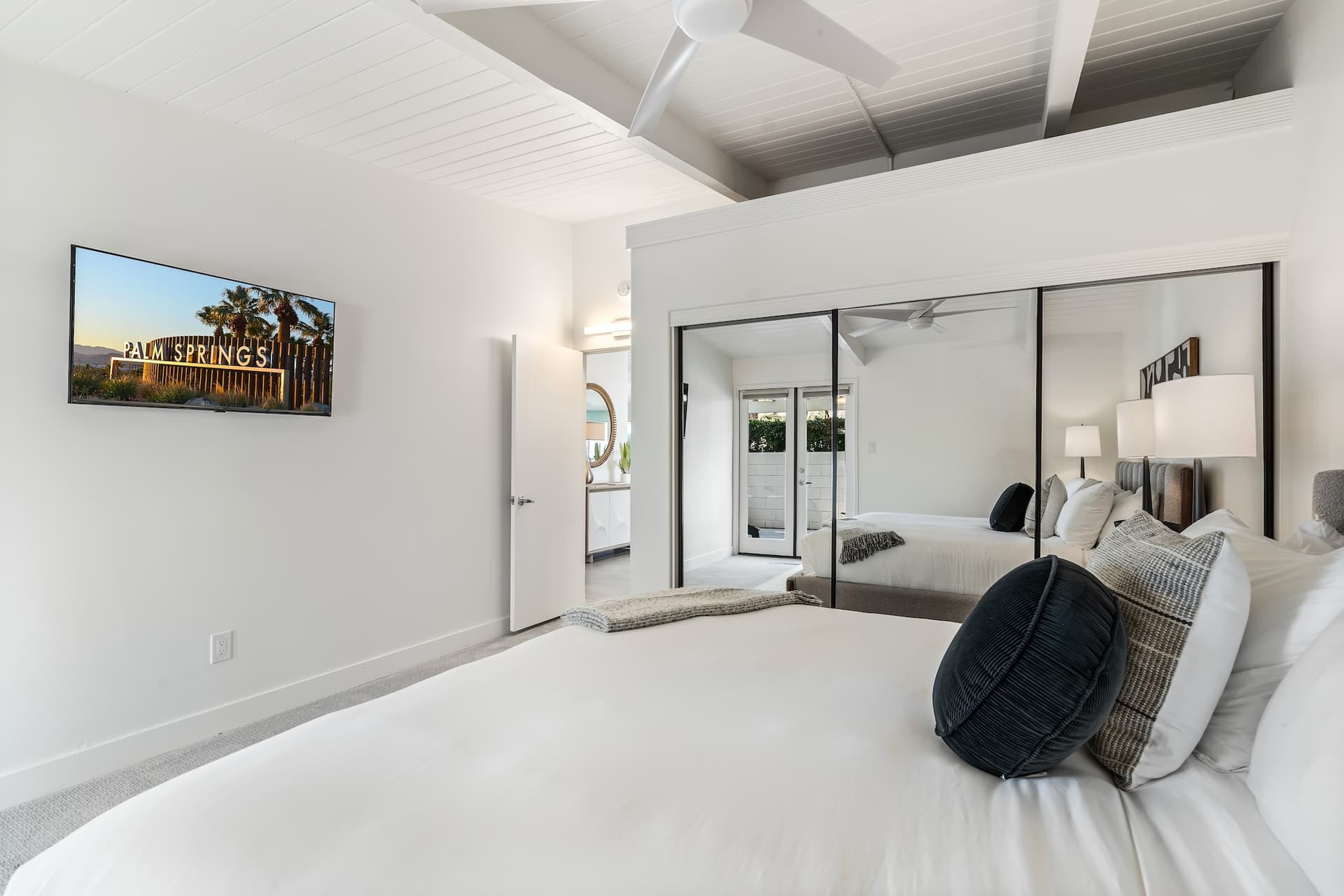 Alexander Desert Dreams - Image 30