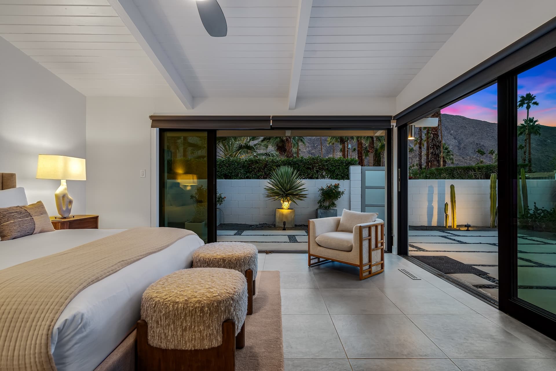 Alexander Desert Dreams - Image 35