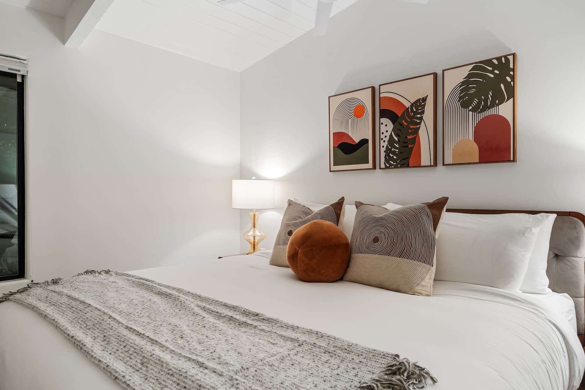 Alexander Desert Dreams - Image 33