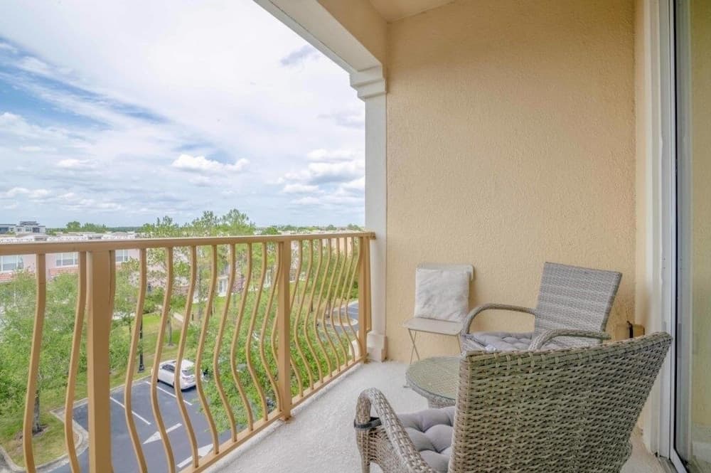 Palm Circuit - Image 9