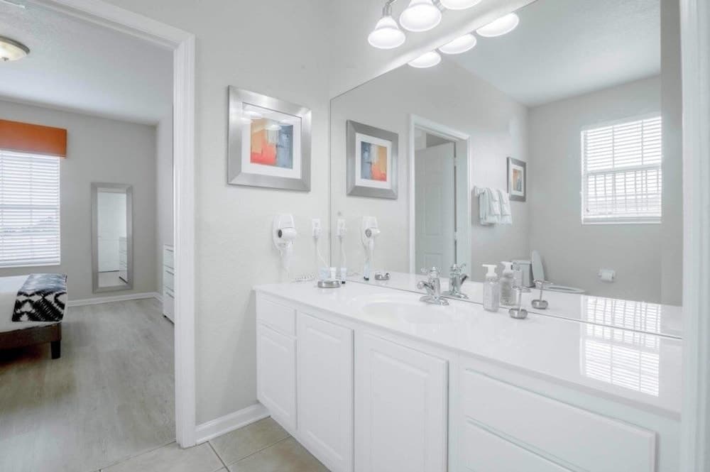 Palm Circuit - Image 12