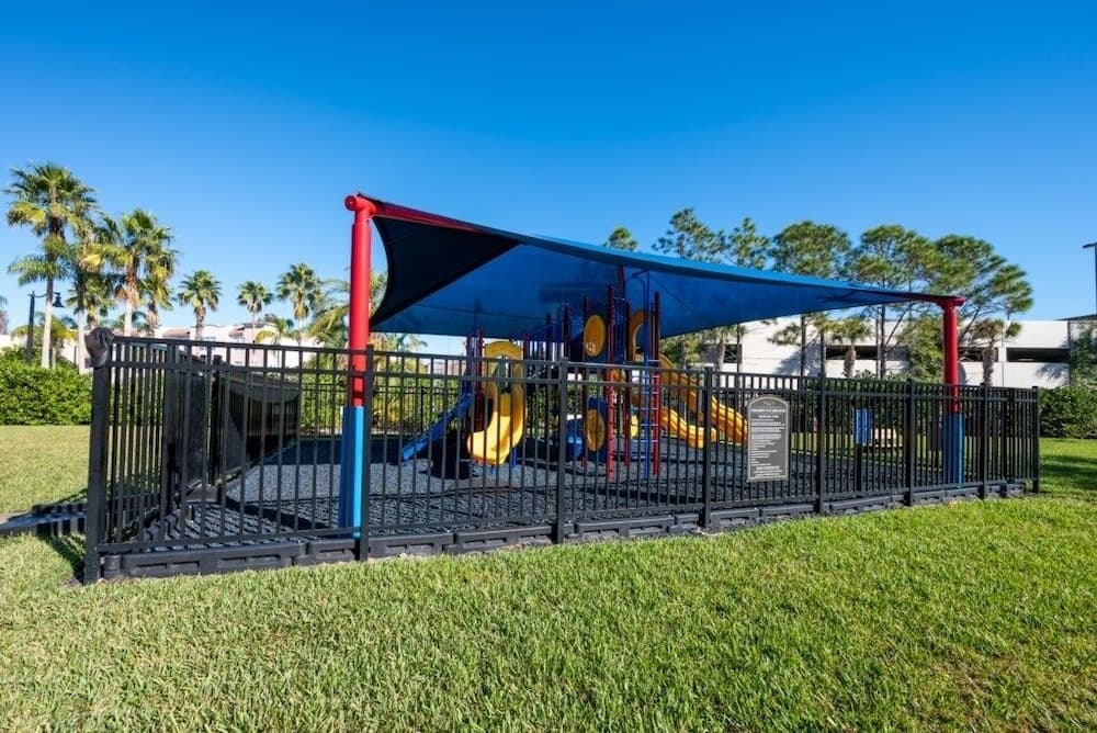 Palm Circuit - Image 26