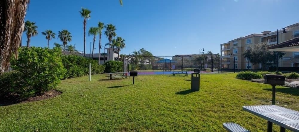 Palm Circuit - Image 29