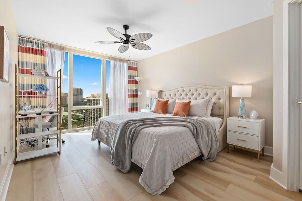 Allure Waikiki Condo - Image 4