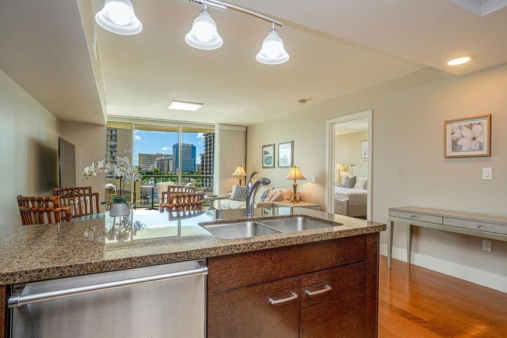 Allure Waikiki #803 - Image 12