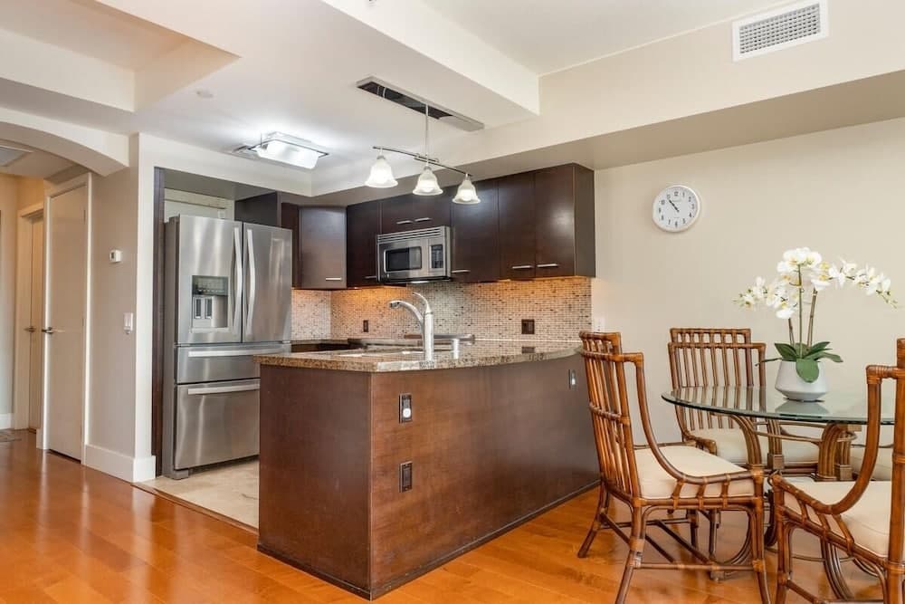 Allure Waikiki #803 - Image 5