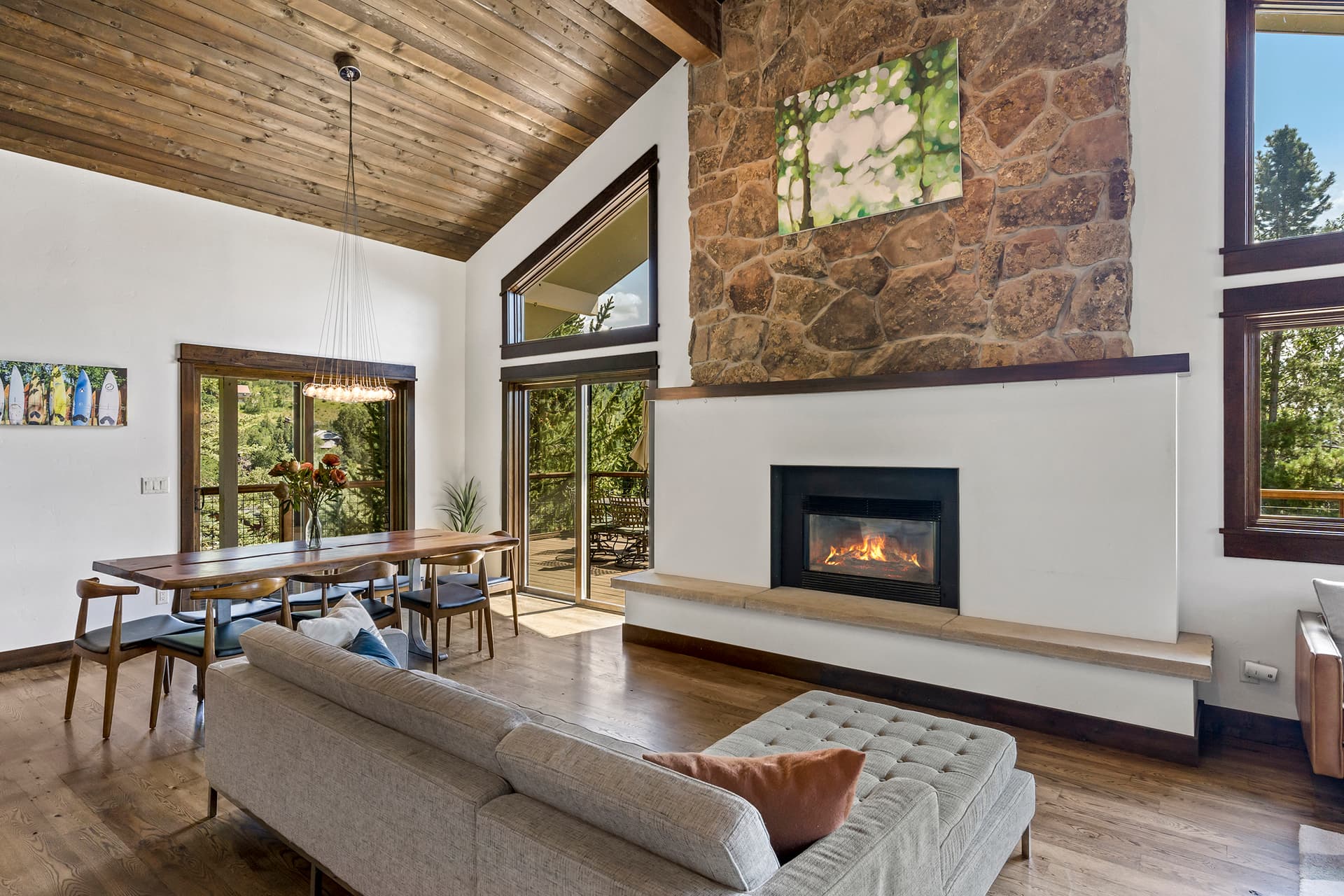 Alpenglow Mountain Getaway - Image 5