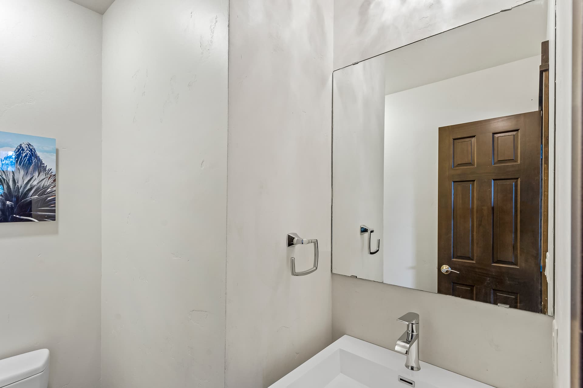 Alpenglow Mountain Getaway - Image 16