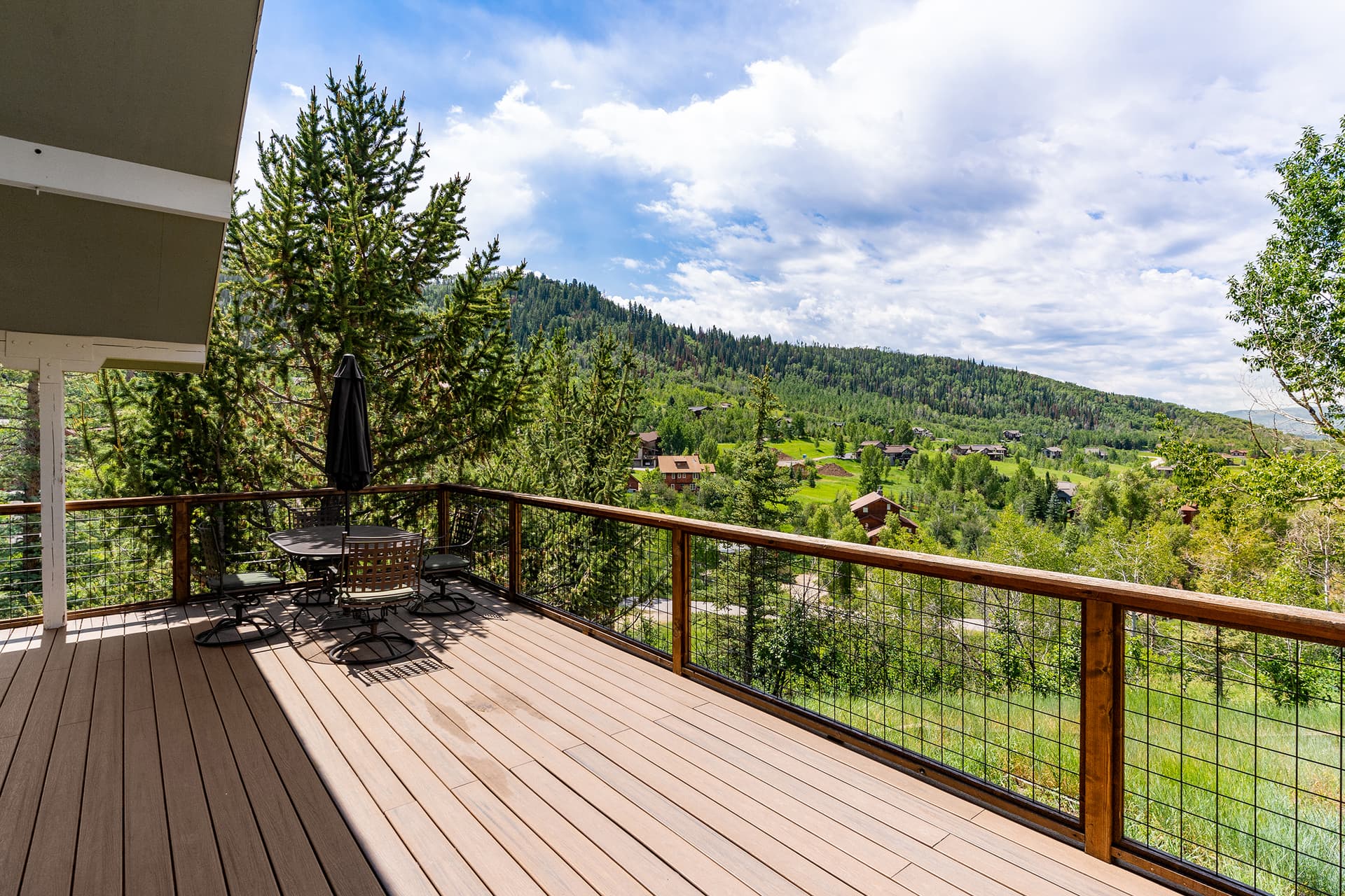 Alpenglow Mountain Getaway - Image 29