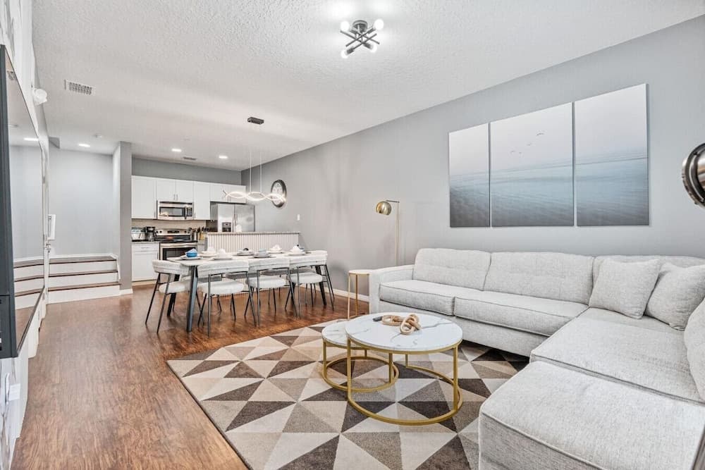 Prime Chic - Image 4