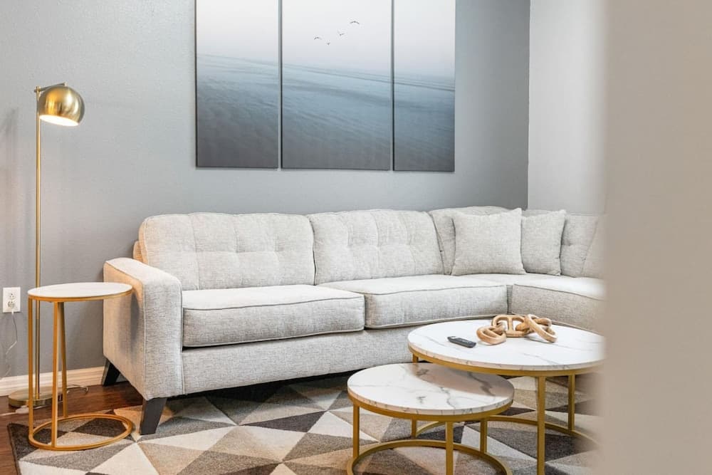 Prime Chic - Image 4