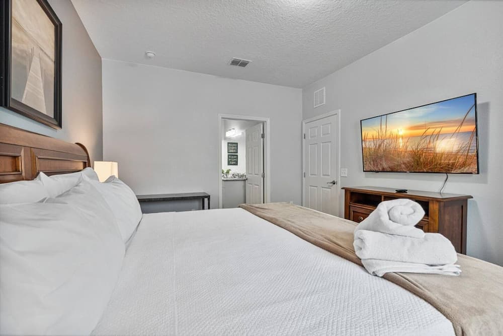 Prime Chic - Image 30