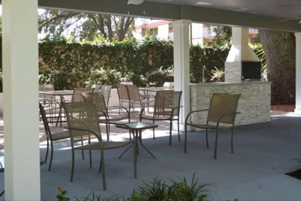 Prime Chic - Image 39