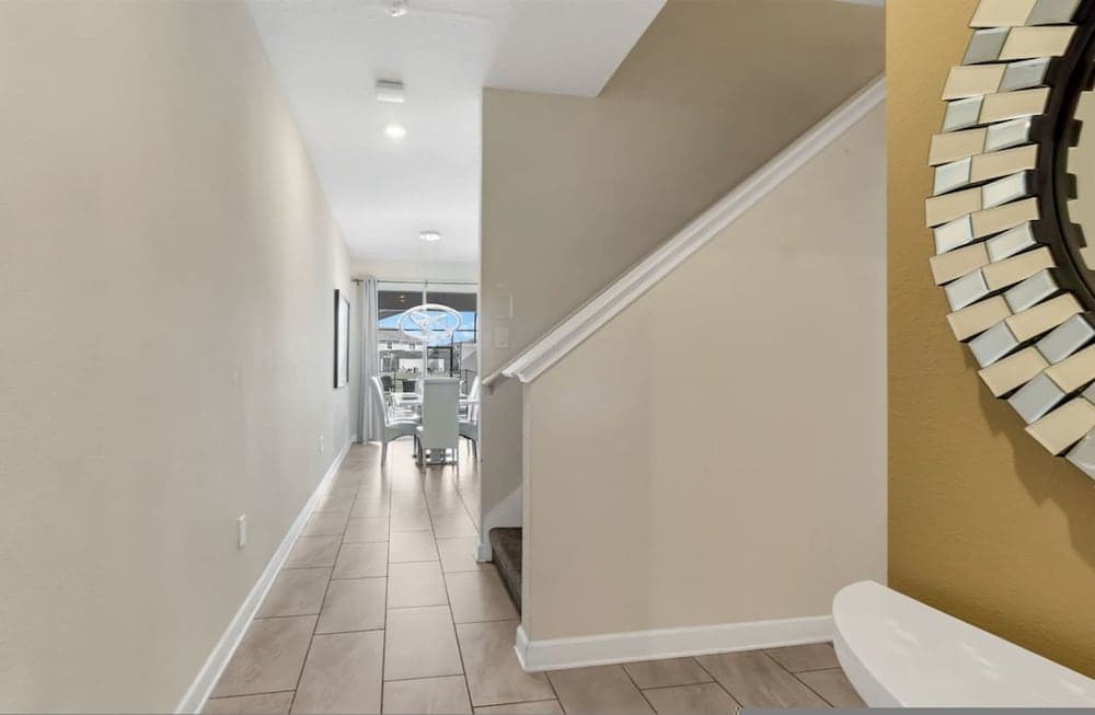 Golden Sun Retreat - Image 7