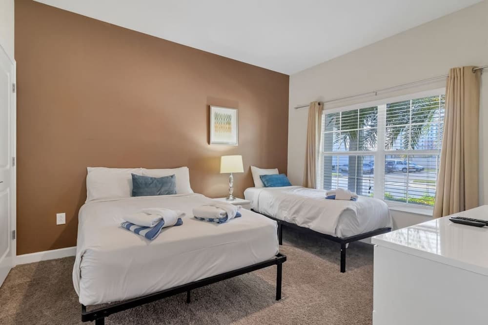 Golden Sun Retreat - Image 19