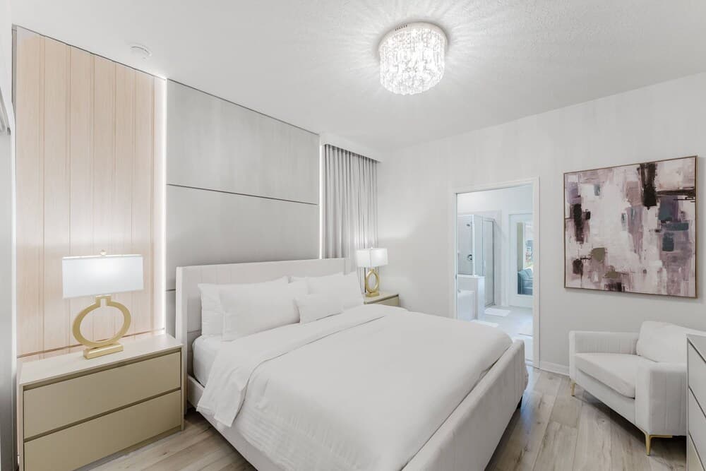 Holiday Hub - Image 17