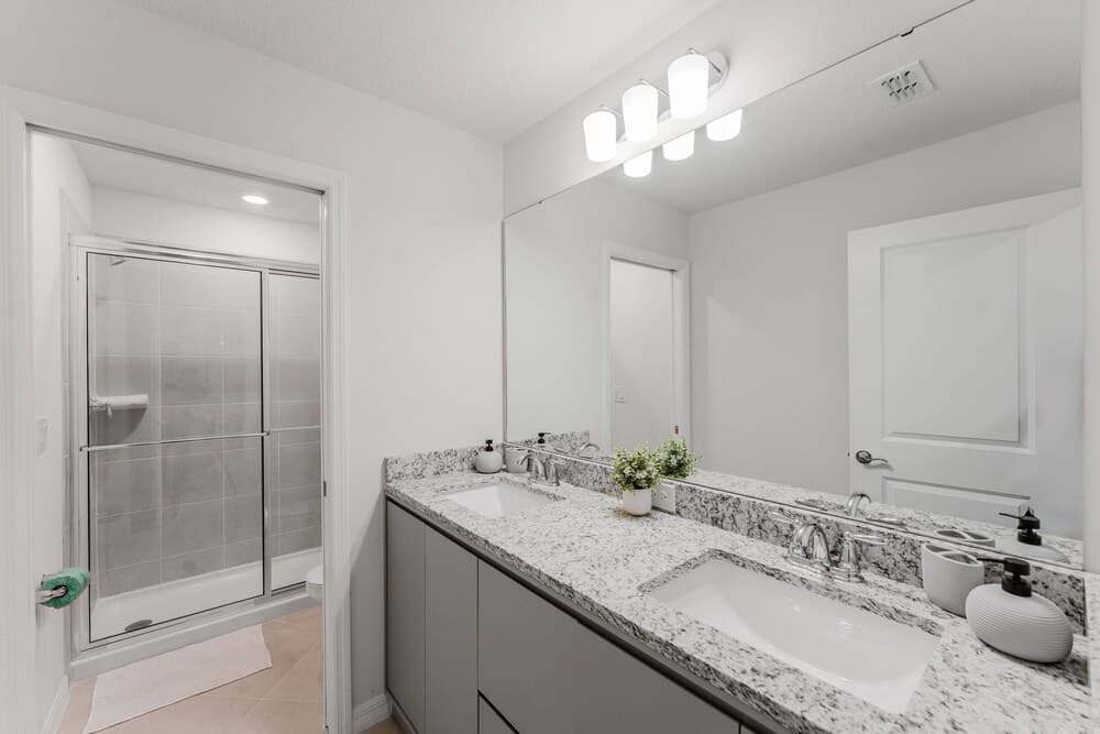 Holiday Hub - Image 44