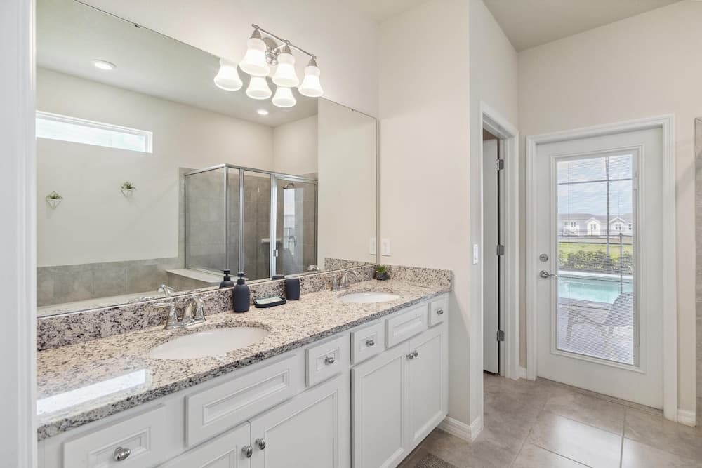 Stately Sunrise - Image 8