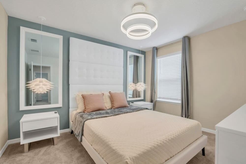 Dream Bound - Image 24