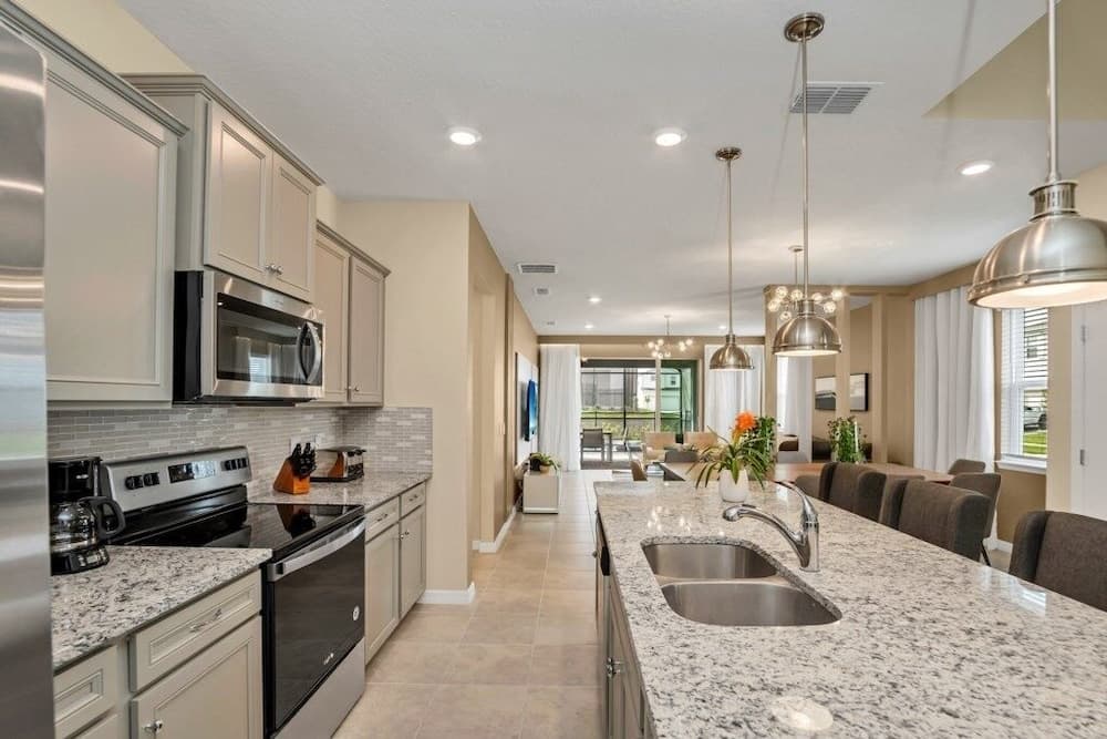 Dream Bound - Image 8