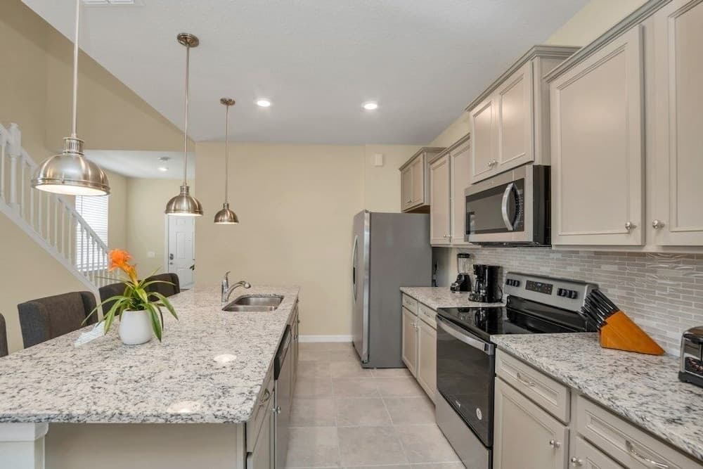 Dream Bound - Image 11