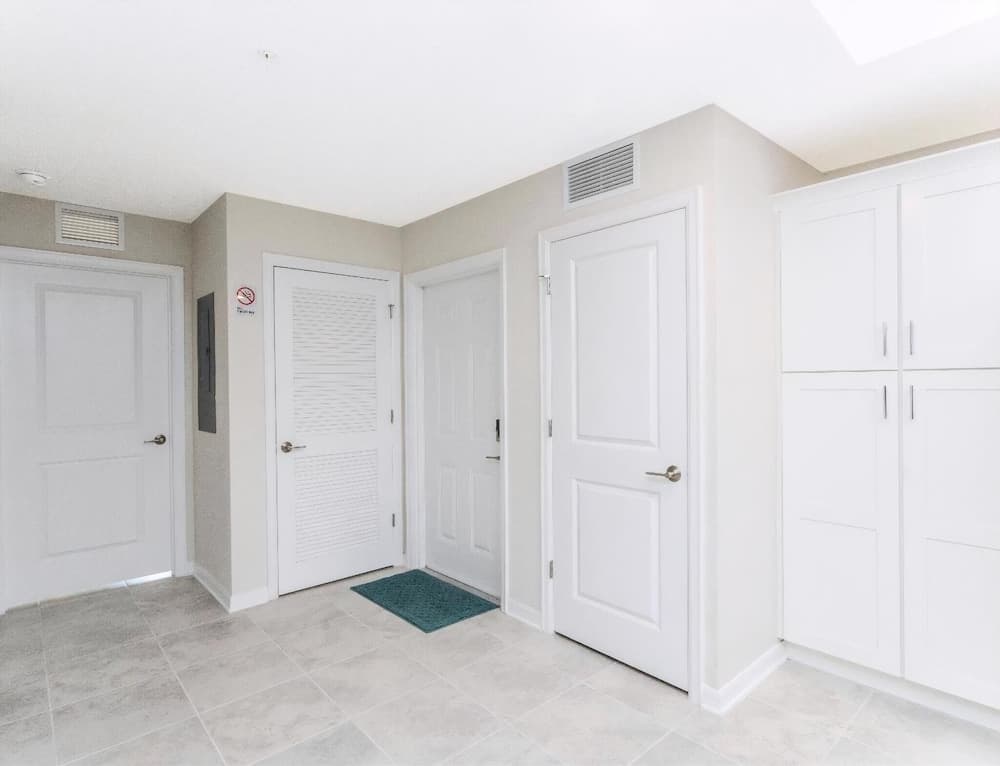 Lakeview Townhome - Image 39