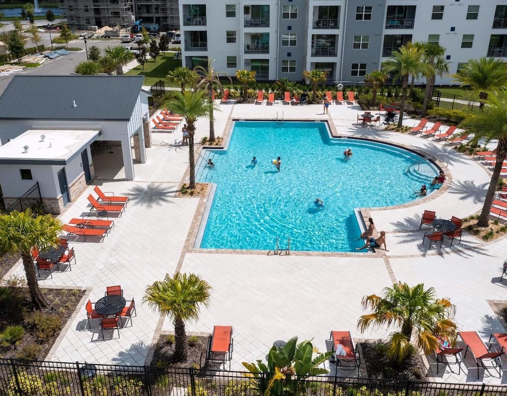 Lakeview Townhome - Image 57