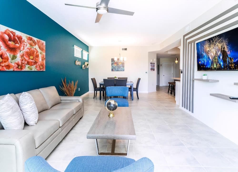 Lakeview Townhome - Image 3