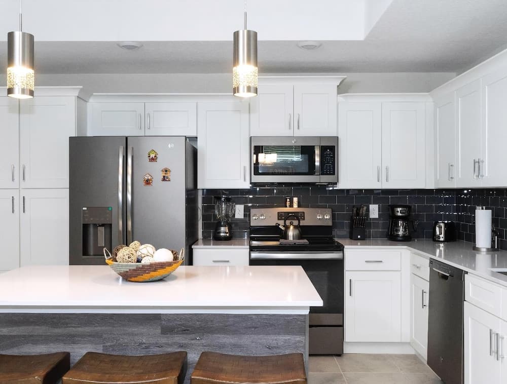 Lakeview Townhome - Image 12