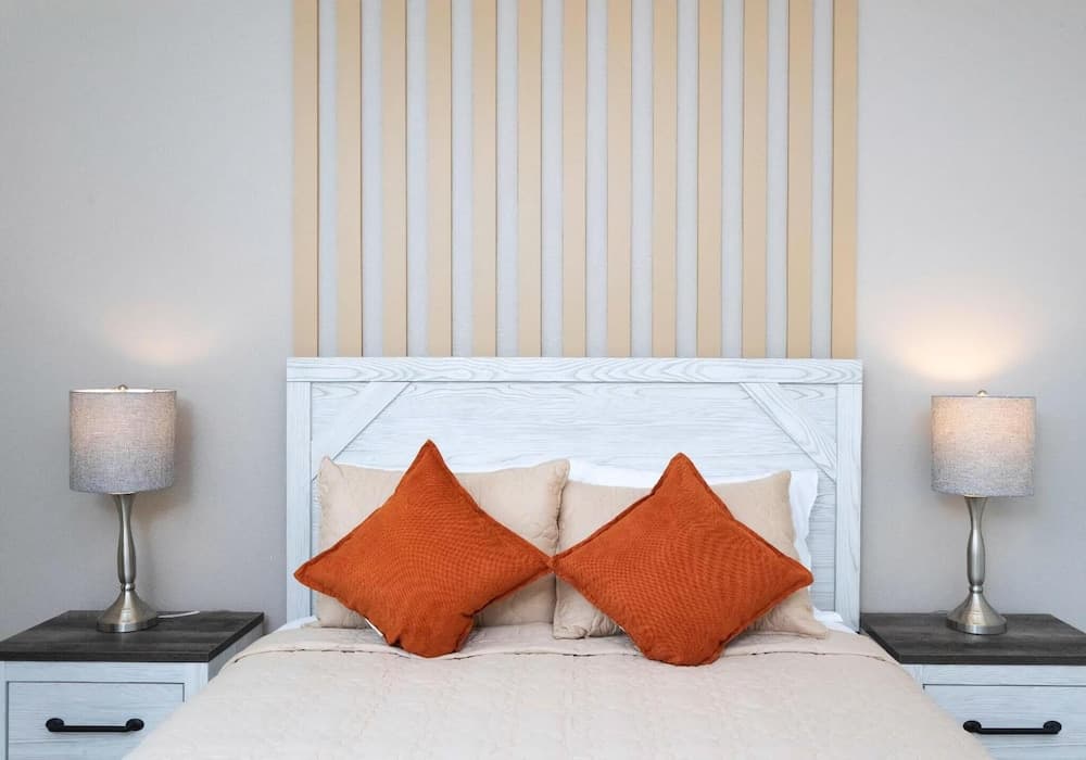 Lakeview Townhome - Image 24