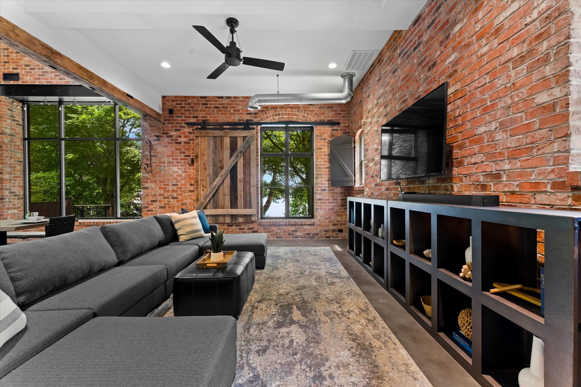 Ambassador Ridge - Image 4