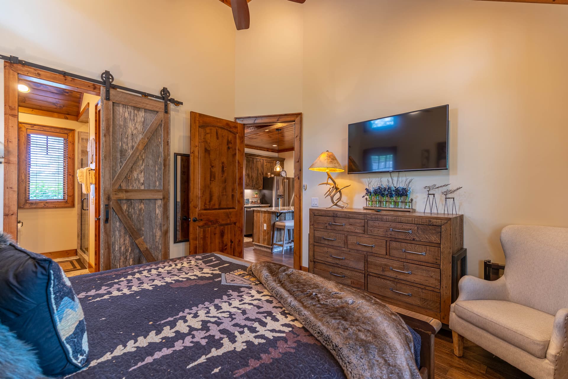 Eagle Escape Home - Image 8