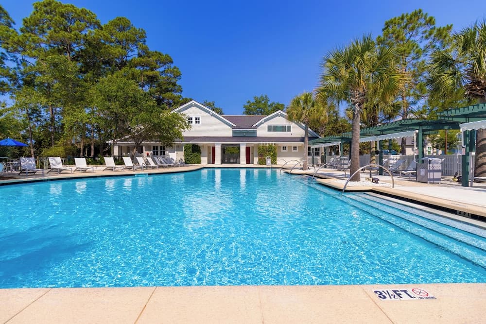 Anchored Breeze - Image 2