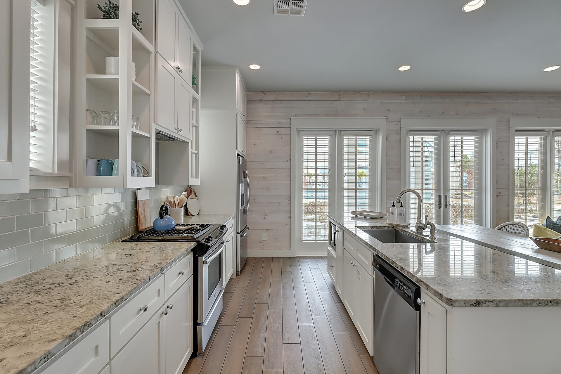 Anchors Away - Image 7